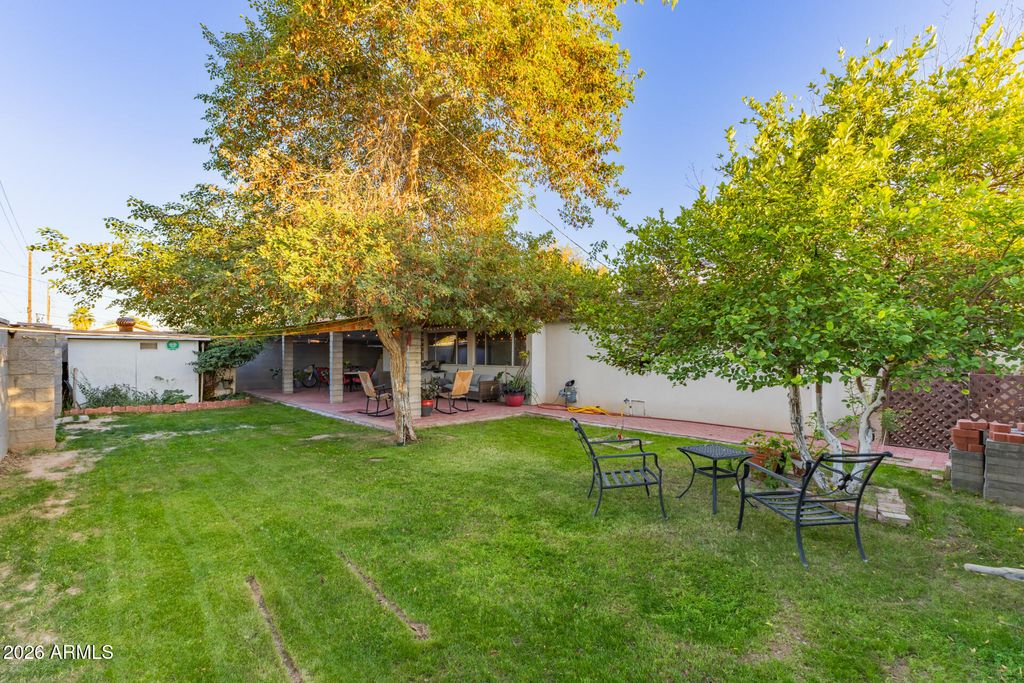 Photo of 2810 W San Miguel Avenue, Phoenix, AZ 85017 (MLS # 6977106)