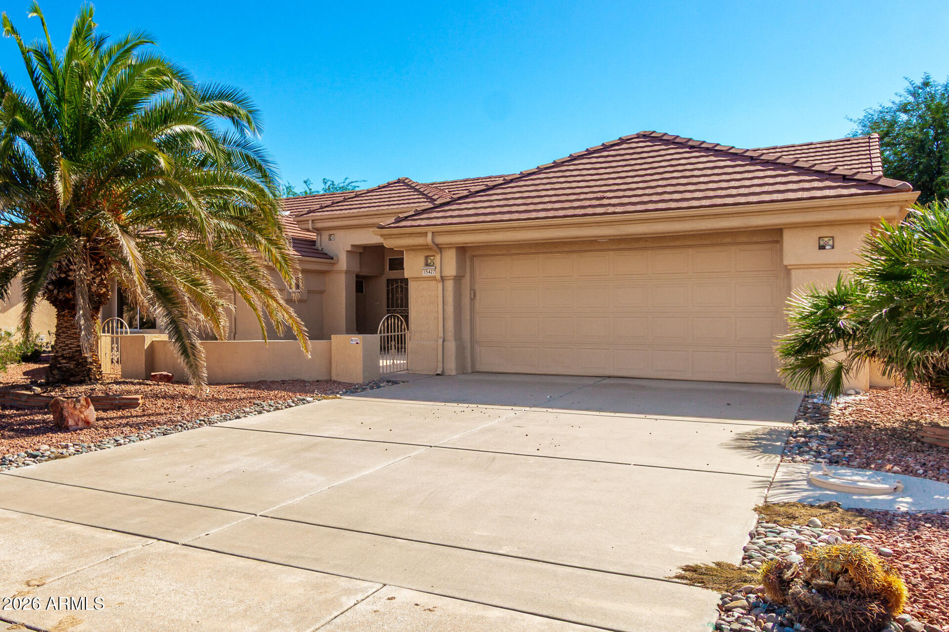 15427 W HERITAGE Drive