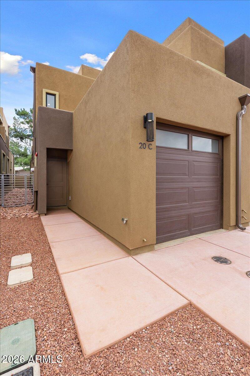 10 Navajo Drive 20C