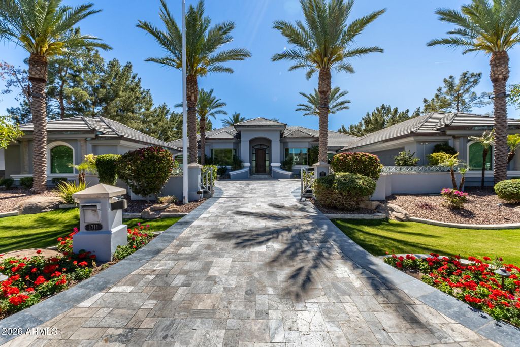 Photo of 1711 E Lockwood Street, Mesa, AZ 85203 (MLS # 7000207)