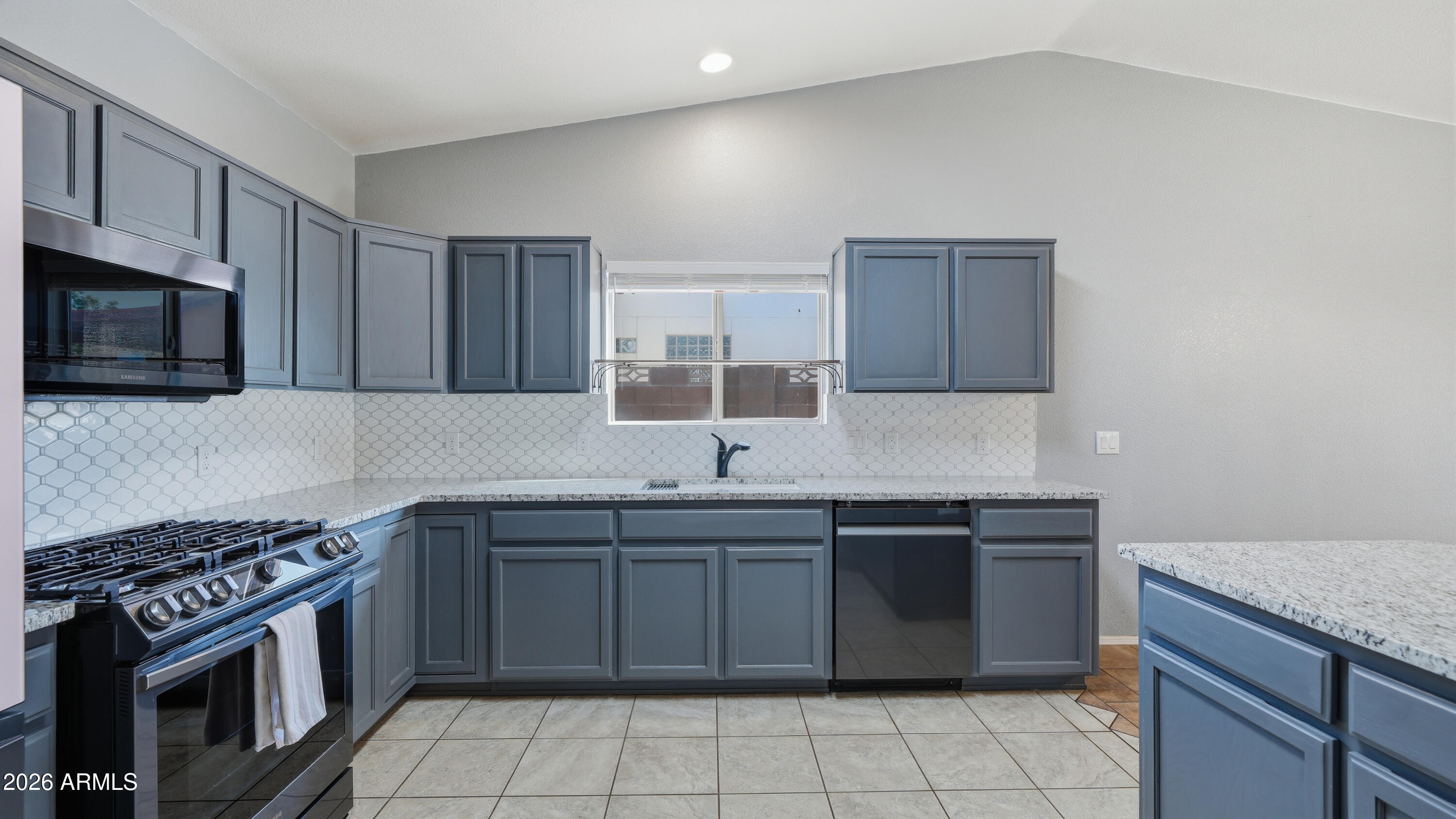 CANYON DE FLORES PHASE 2A - Residential