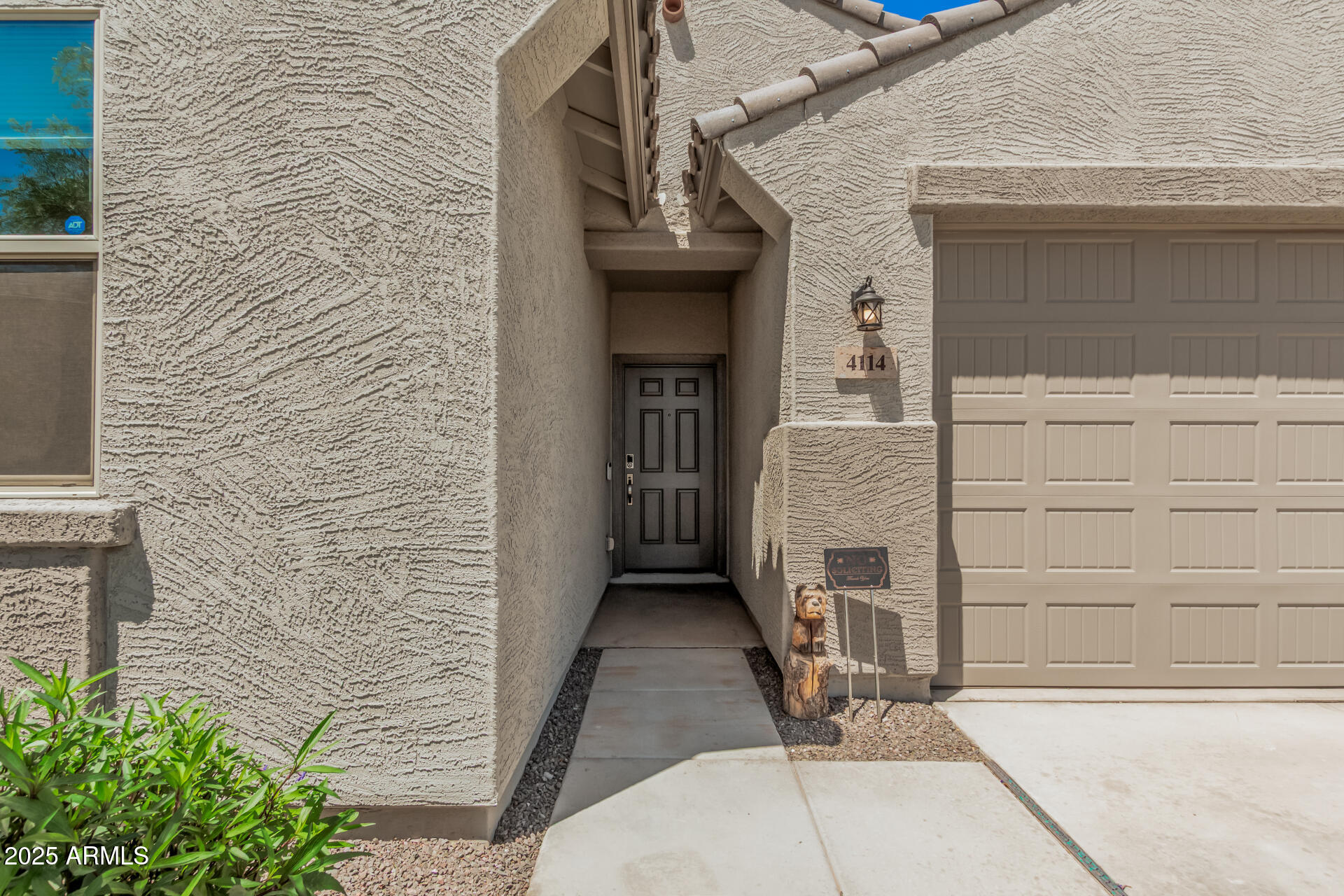 4114 S 106TH Drive