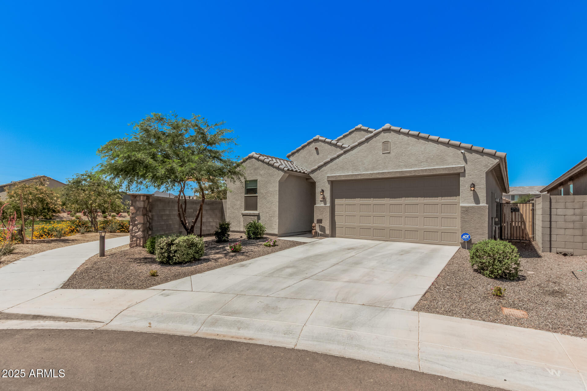 4114 S 106TH Drive