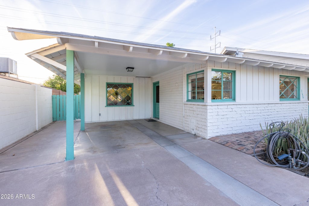 Photo of 2156 S Hu Esta Drive, Tempe, AZ 85282 (MLS # 7088855)