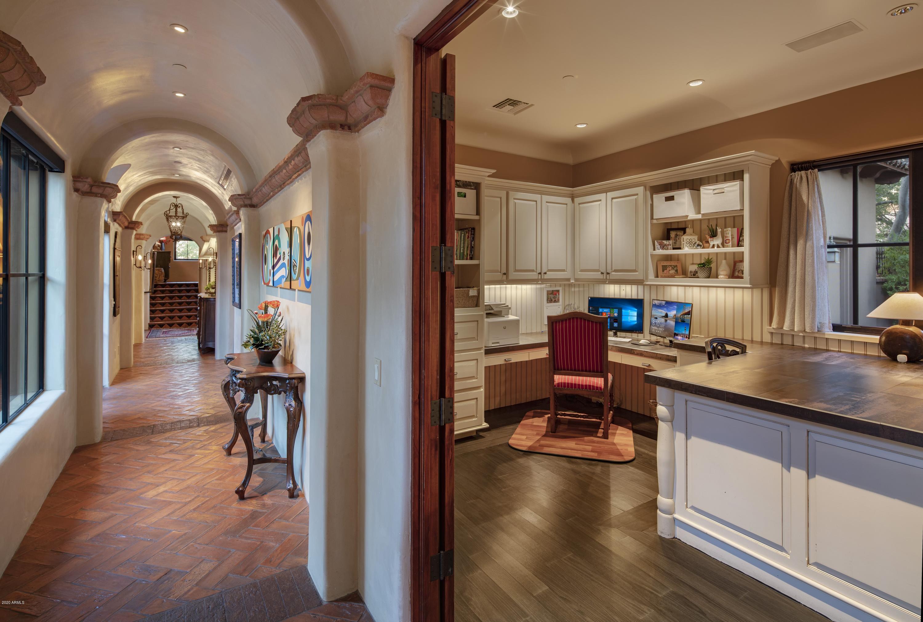 ESTANCIA - Residential