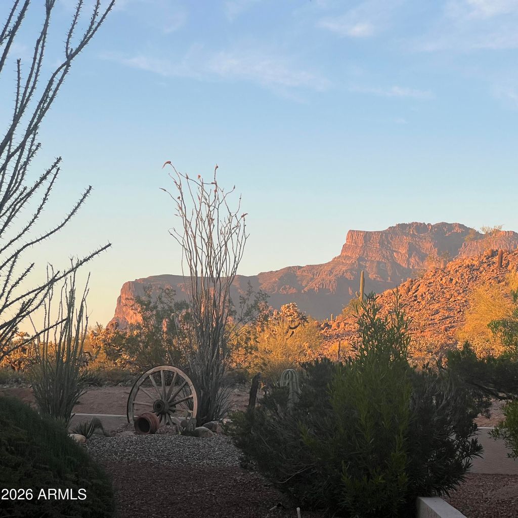 Photo of 5098 S Red Yucca Lane, Gold Canyon, AZ 85118 (MLS # 6998584)