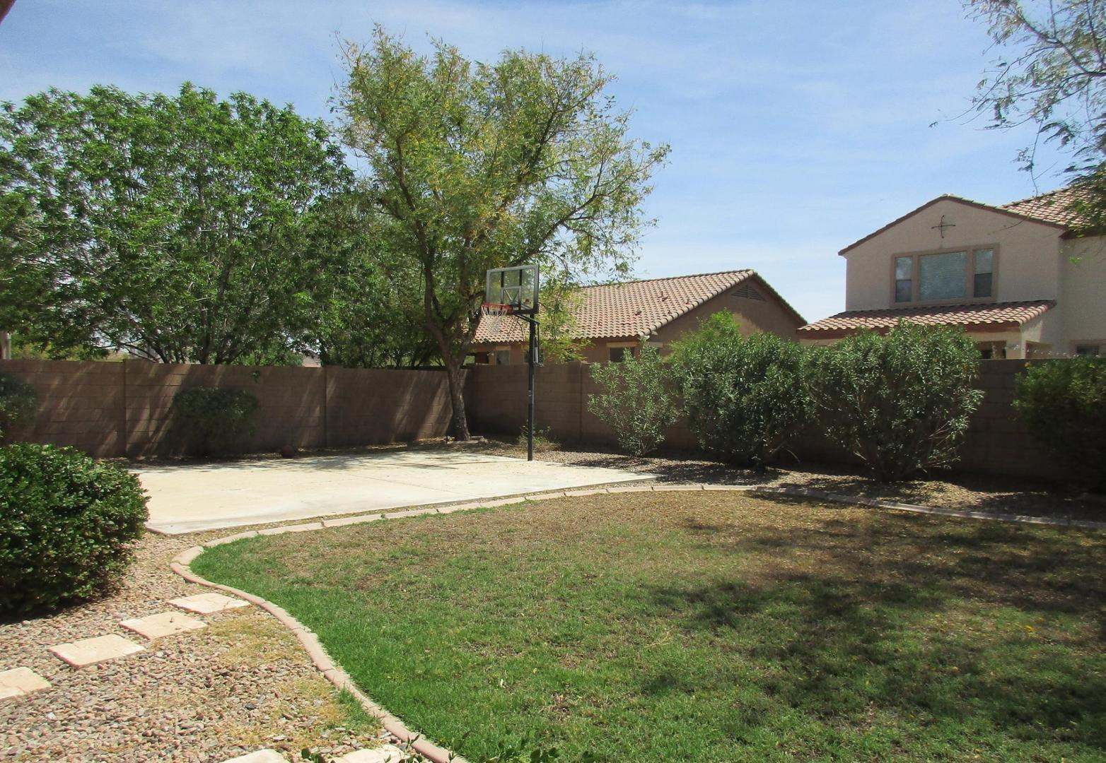 3675 E Bluebird Place