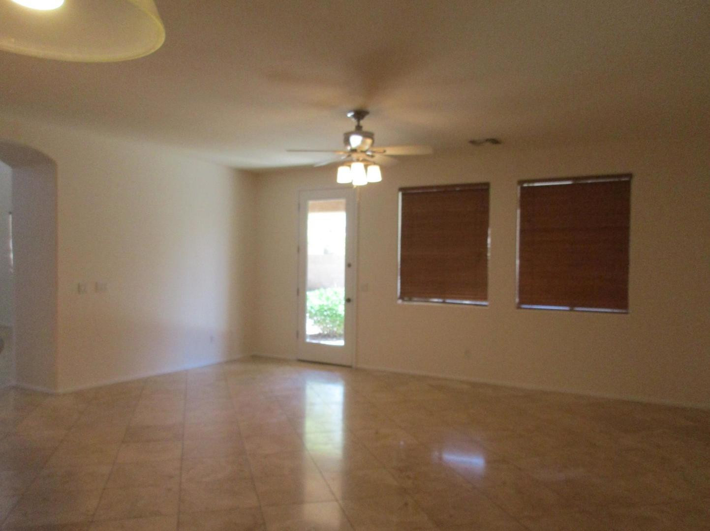 3675 E Bluebird Place