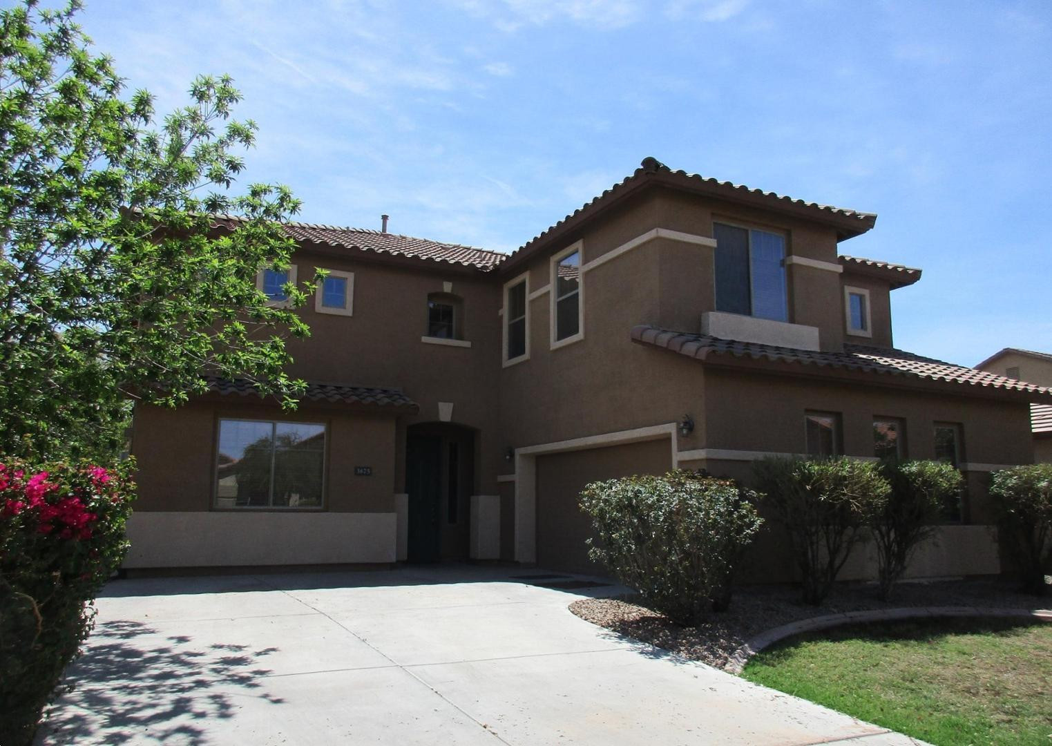 3675 E Bluebird Place