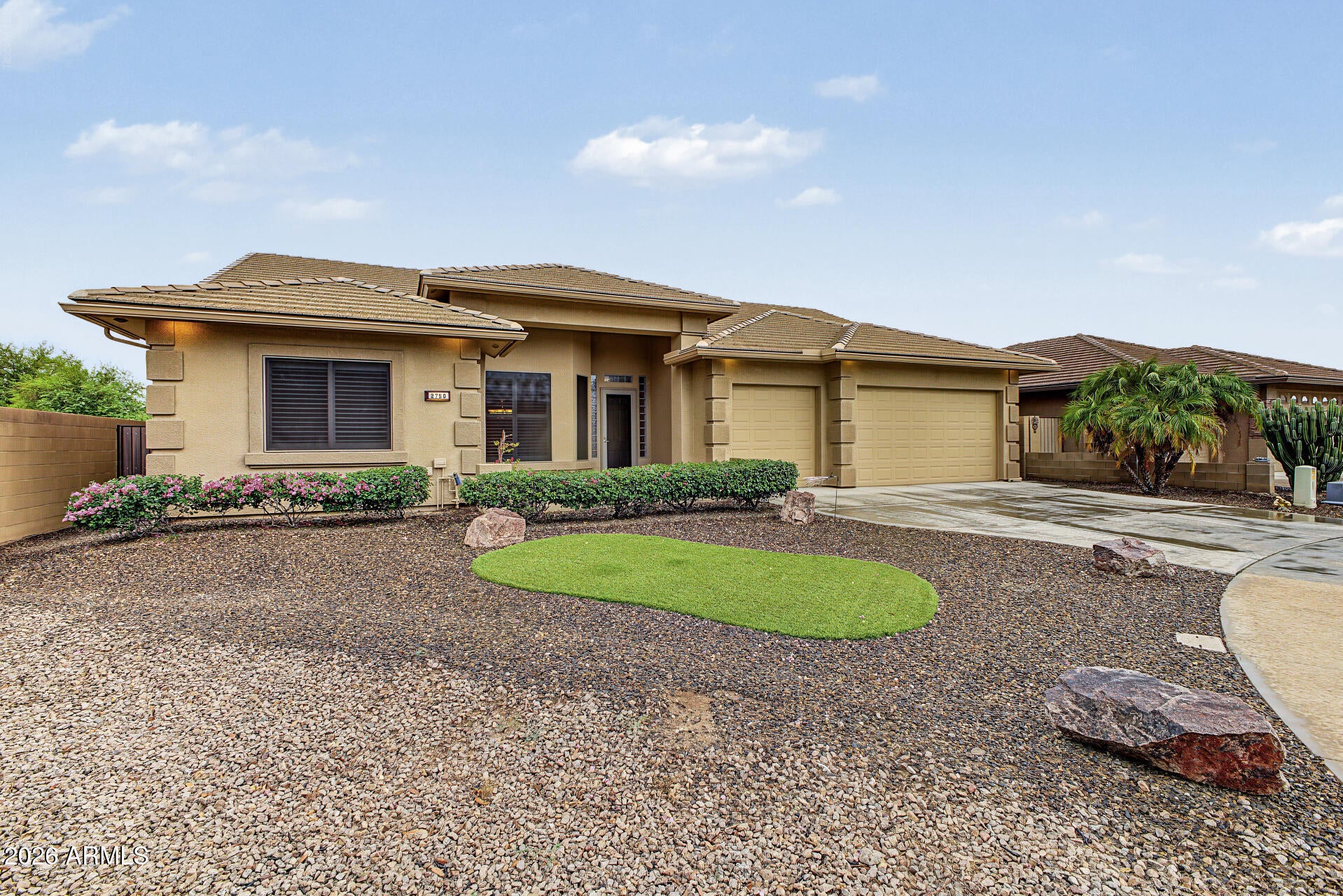2750 S BEACHWOOD Circle