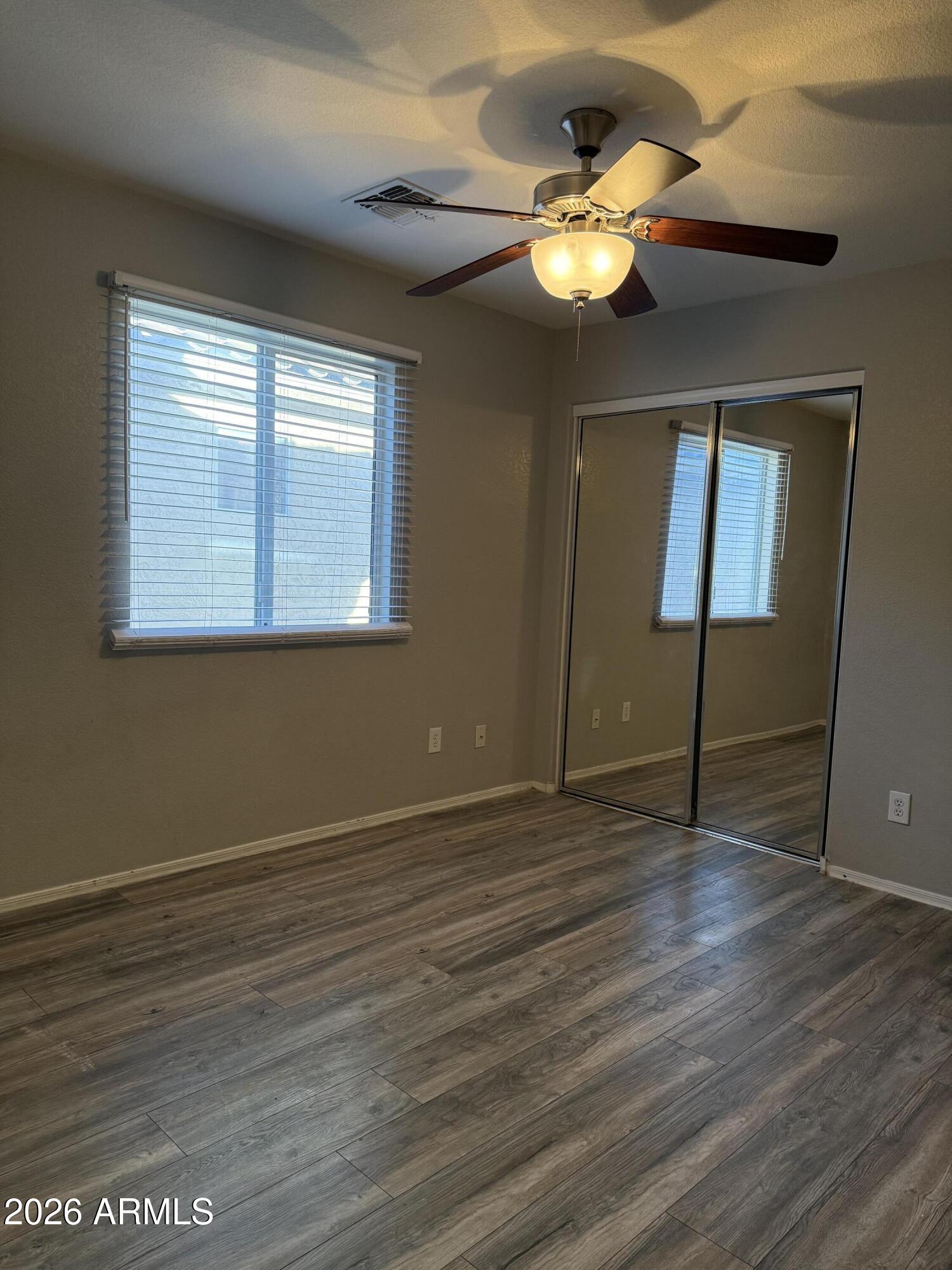 1410 E MOBILE Lane