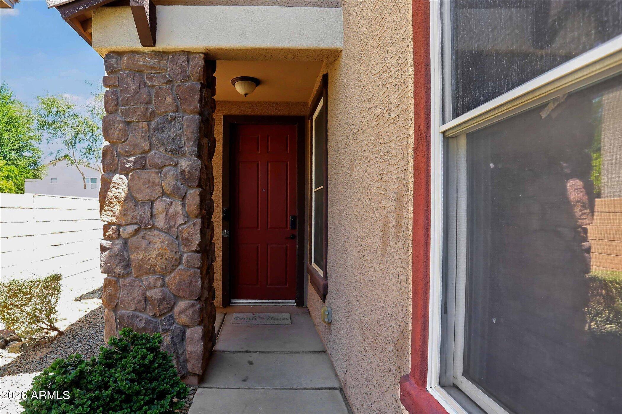 18150 W ELM Street