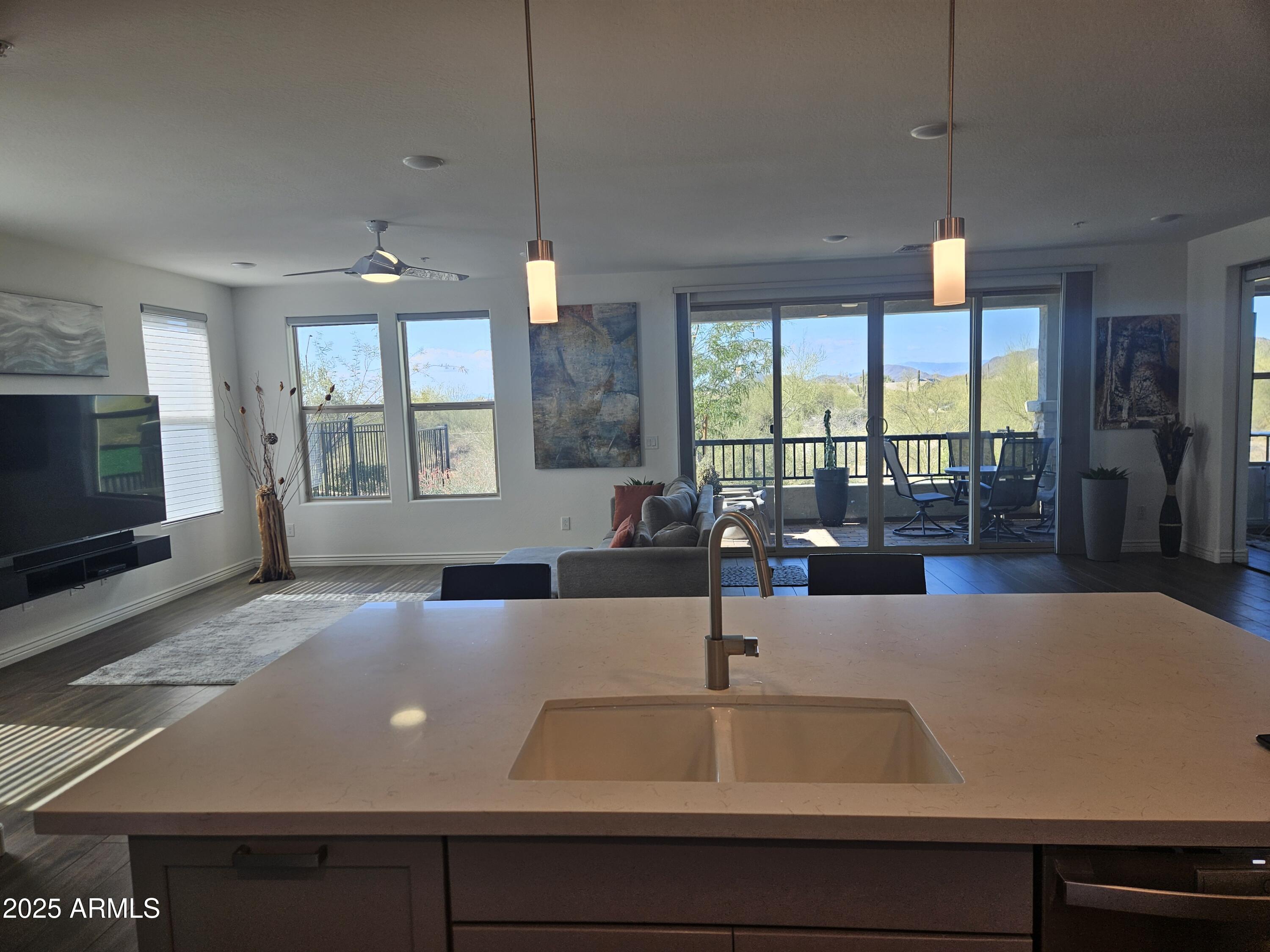 5100 E RANCHO PALOMA Drive 1044
