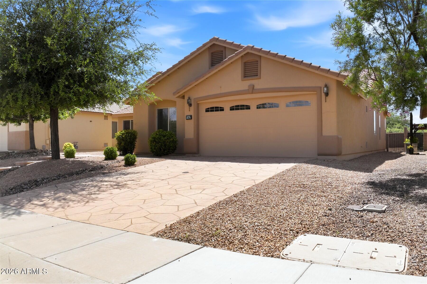 1874 OAK WINDS Drive