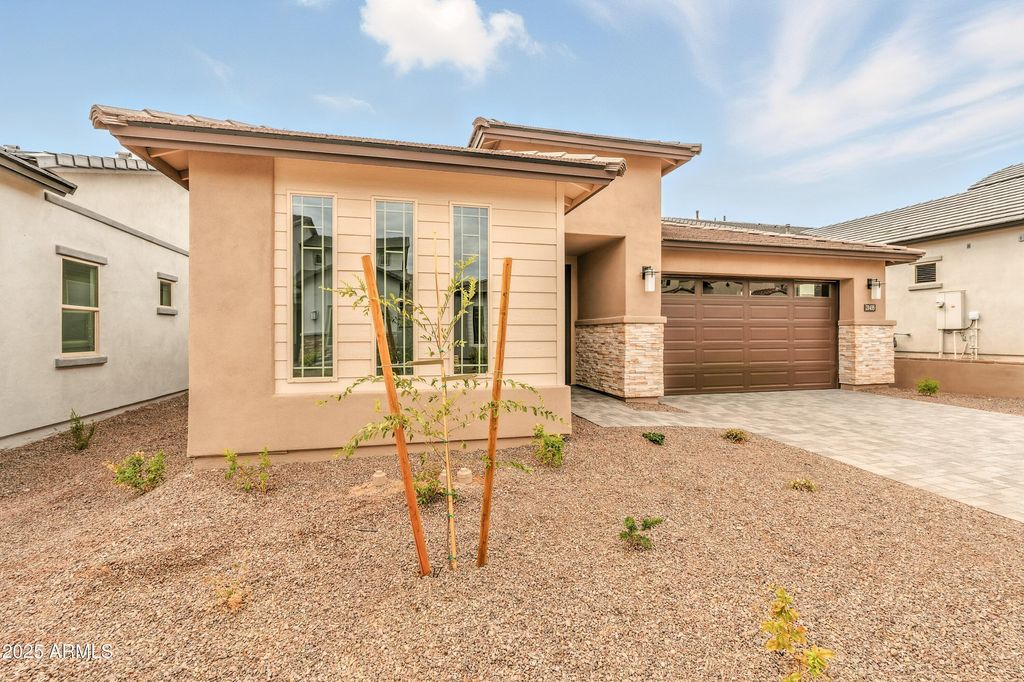 Photo of 21435 W Meadowbrook Avenue, Buckeye, AZ 85396 (MLS # 6961838)