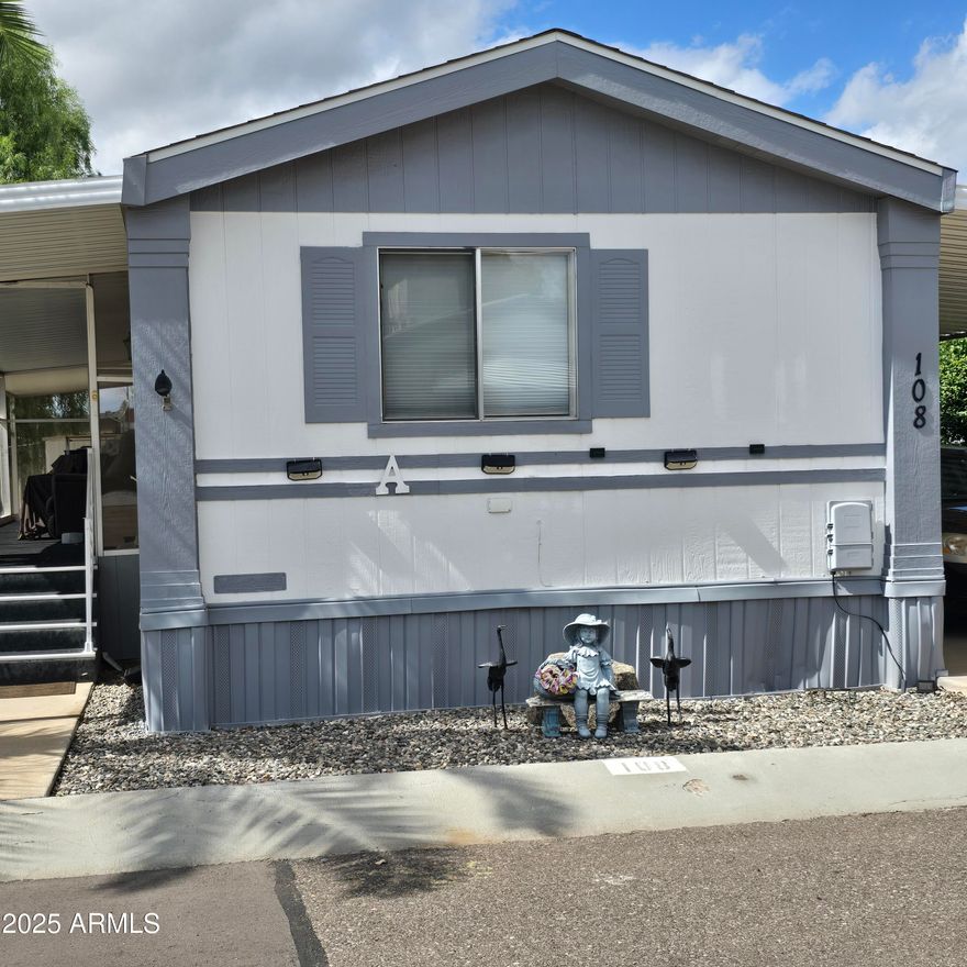 ON LEASED LAND:

Spacious 3 bedroom 2 bath split floor plan.  Open concept front room and kitchen.  Laminate flooring , tile and carpet.  All appliances convey including washer and dryer.  2 Spacious storage sheds and a screened in porch.  Large carport.  Ac replaced 2024, new hot water heater.  

Jadestone is a gated active community.  Community has pickleball courts, pool, spa, lots of activities.