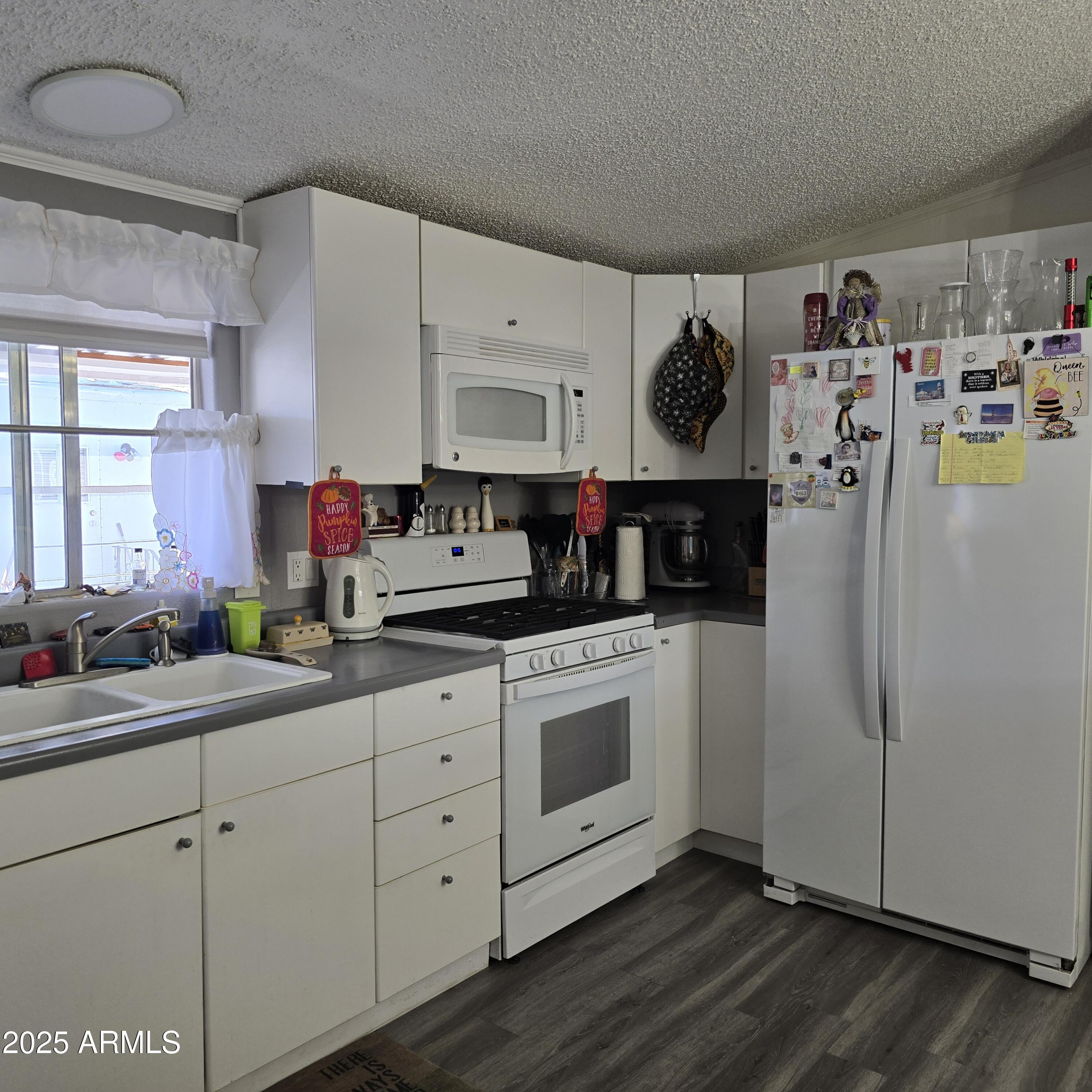 6942 W OLIVE Avenue 108