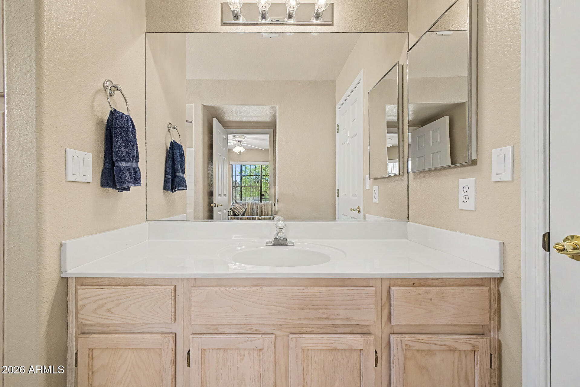 MIRAGE CONDOMINIUMS 108 REPLAT - Residential