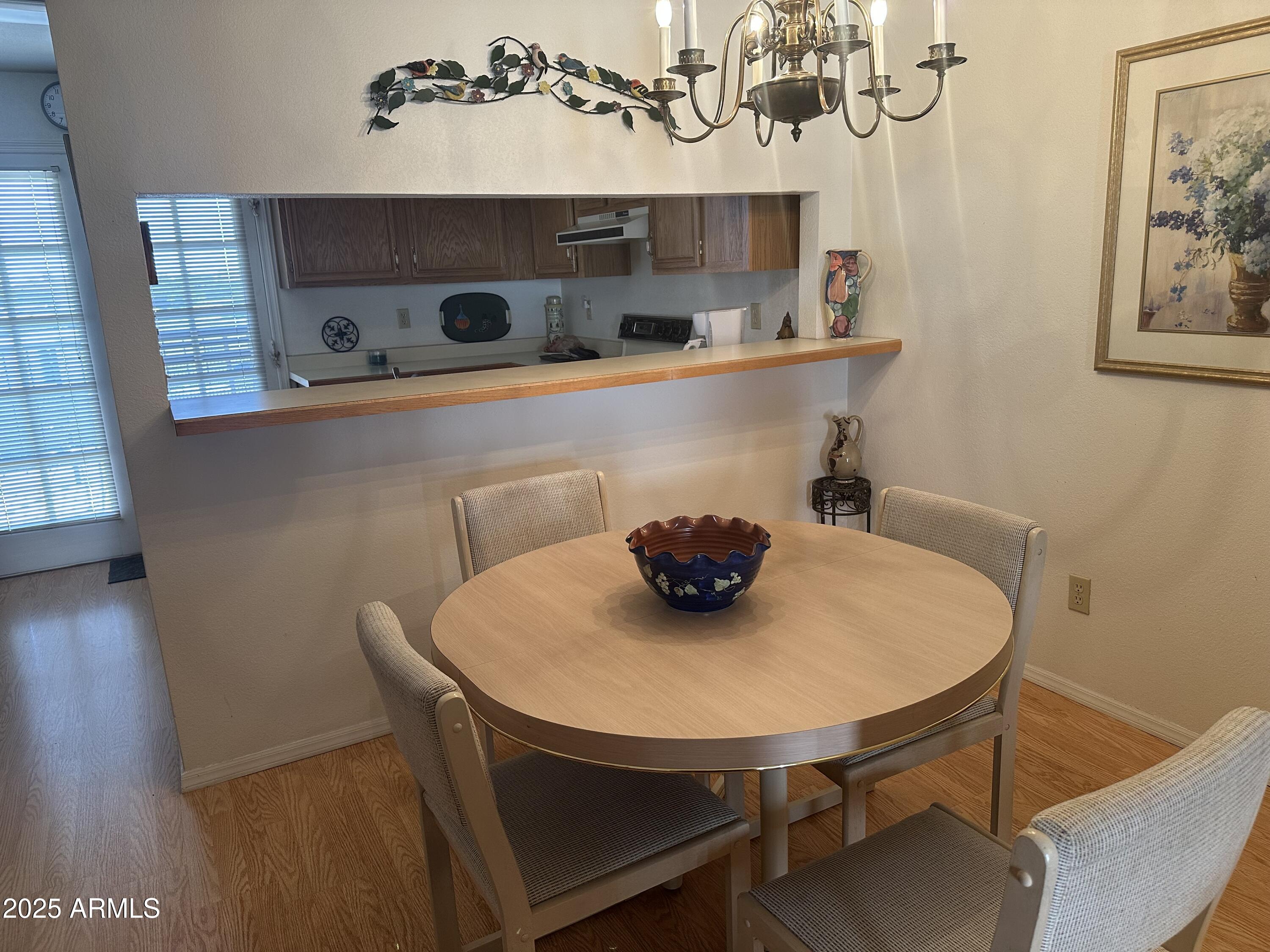 5518 E LINDSTROM Lane 2004