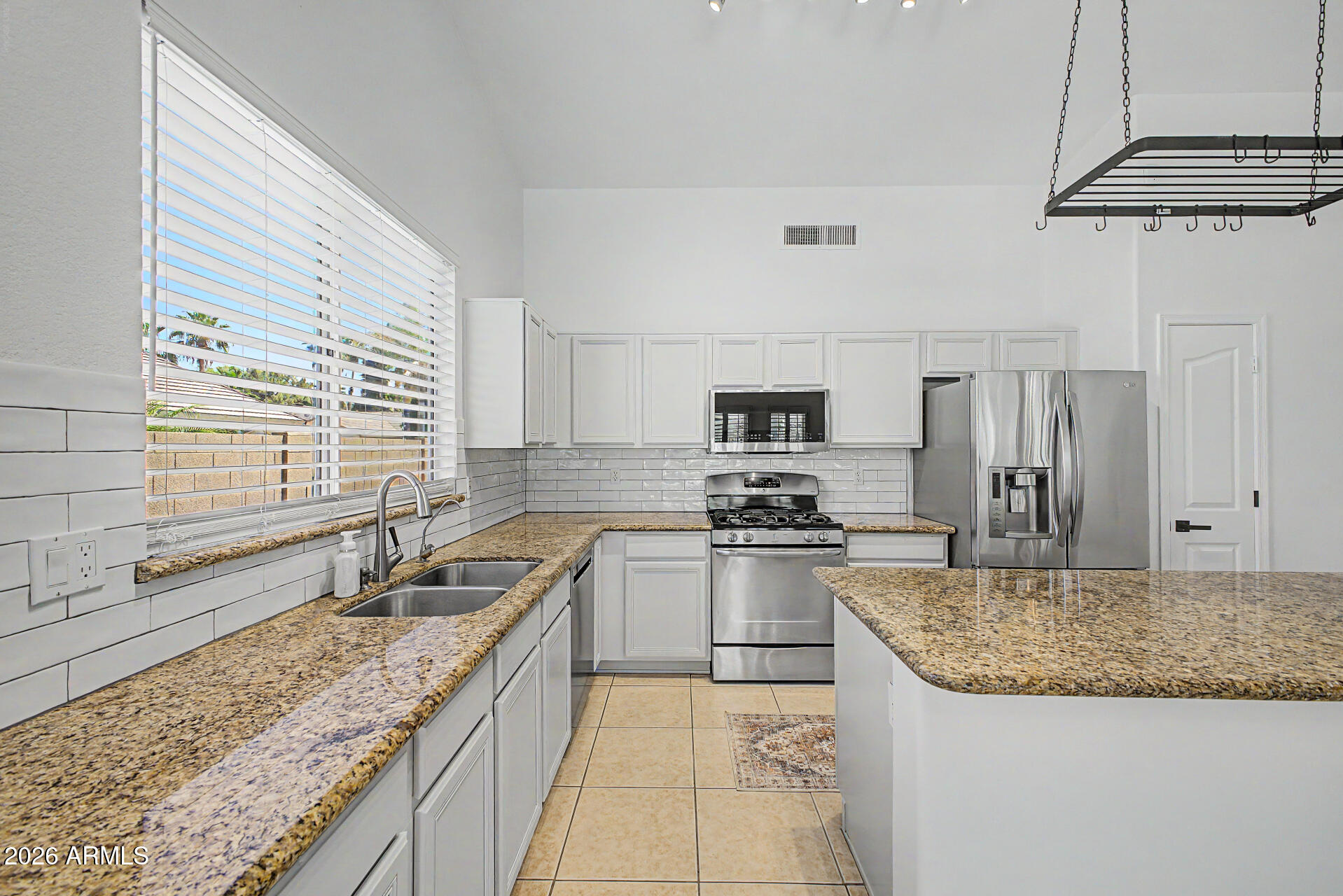 SETTLER'S POINT SOUTH PHASE 2 - Residential
