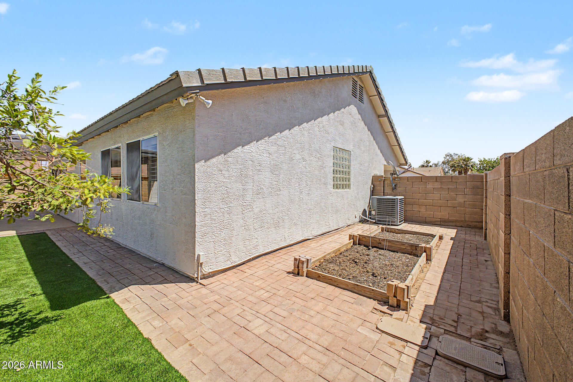 SETTLER'S POINT SOUTH PHASE 2 - Residential