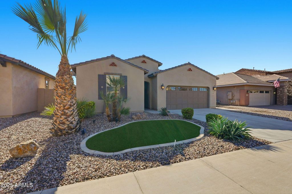 Photo of 3377 E Tiffany Court, Gilbert, AZ 85298 (MLS # 6959789)