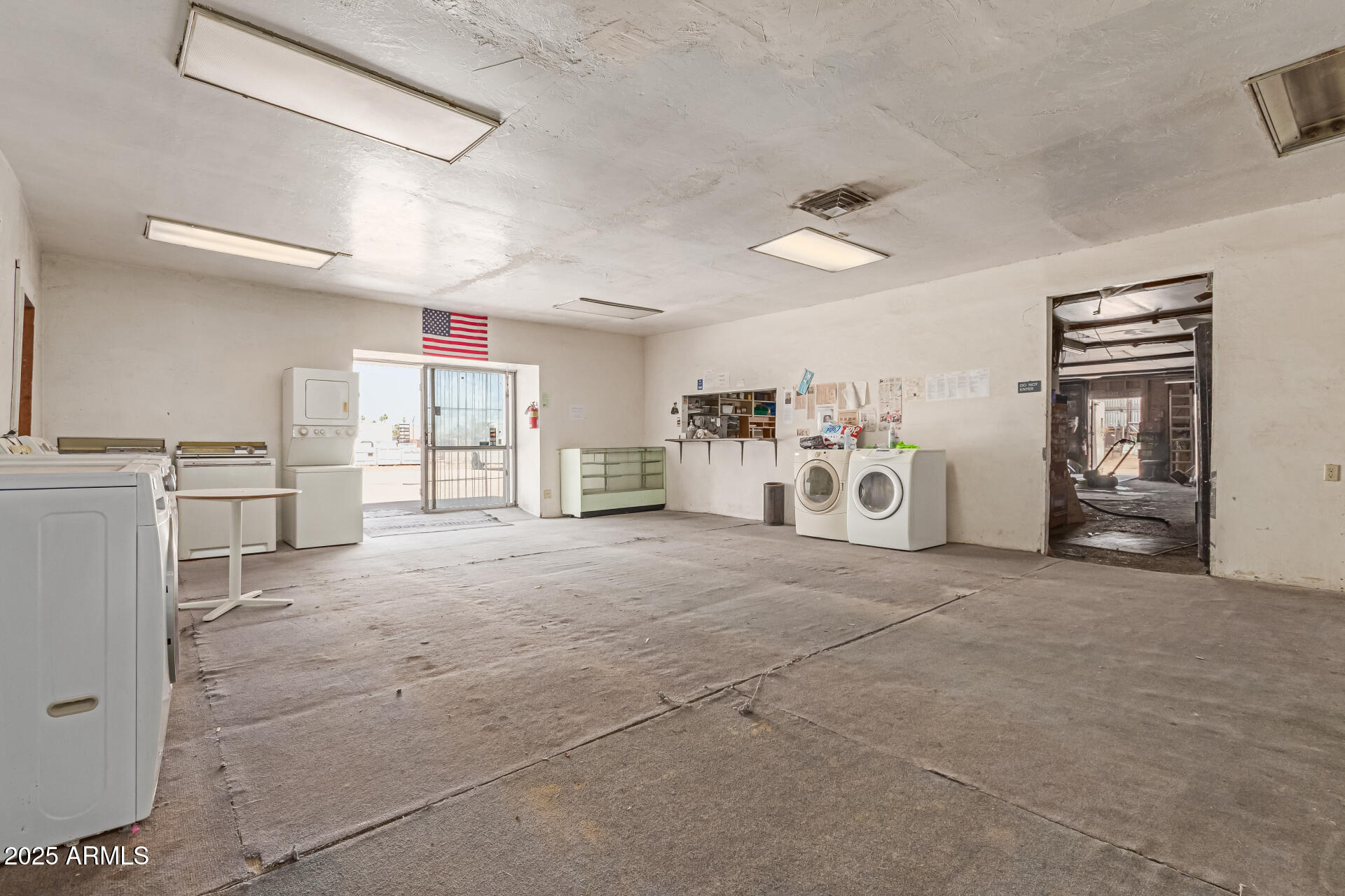 5850 W MARKET Street