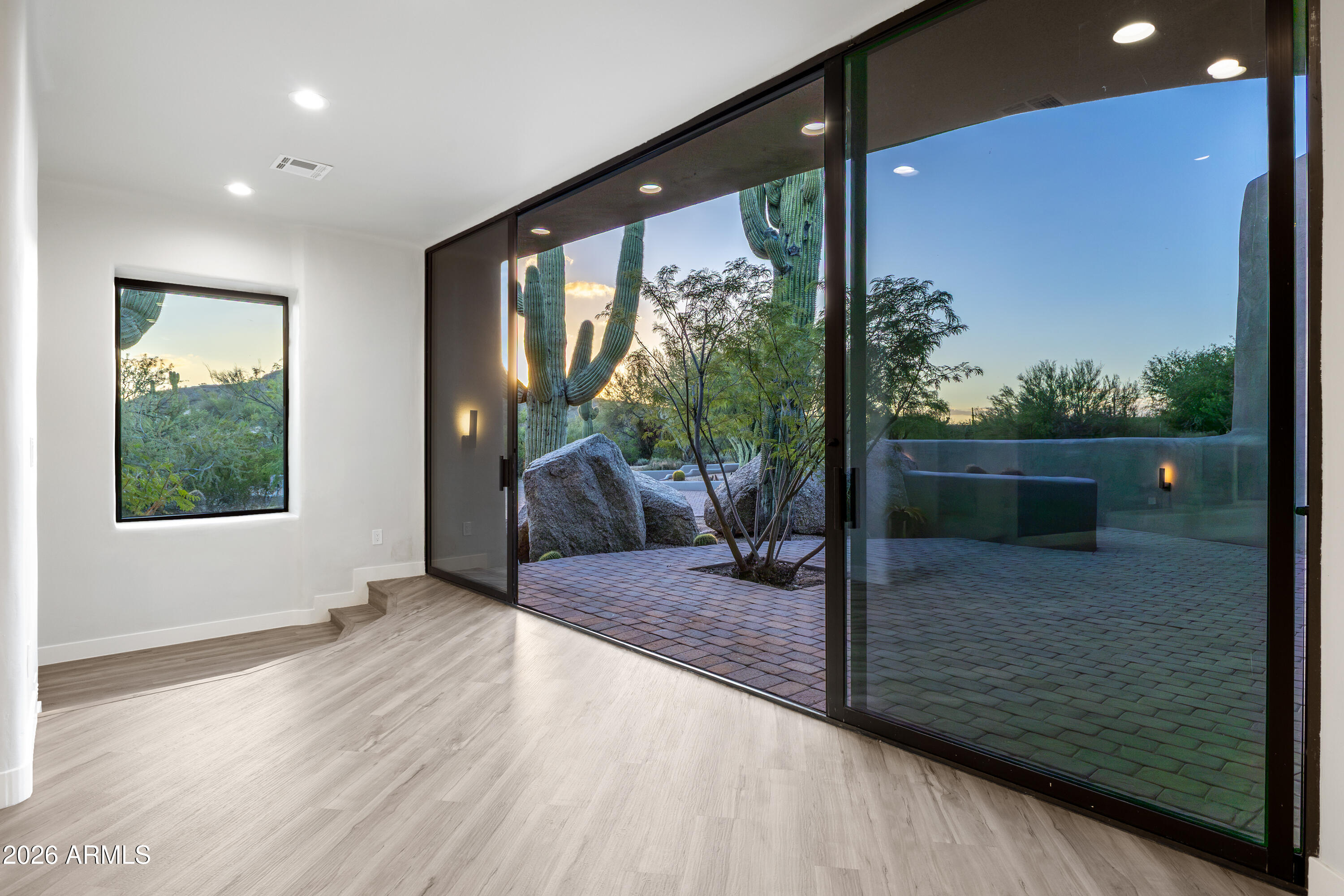 Scottsdale, Arizona, 85266, United States, 4 Bedrooms Bedrooms, ,4 BathroomsBathrooms,Residential,Active,2017092