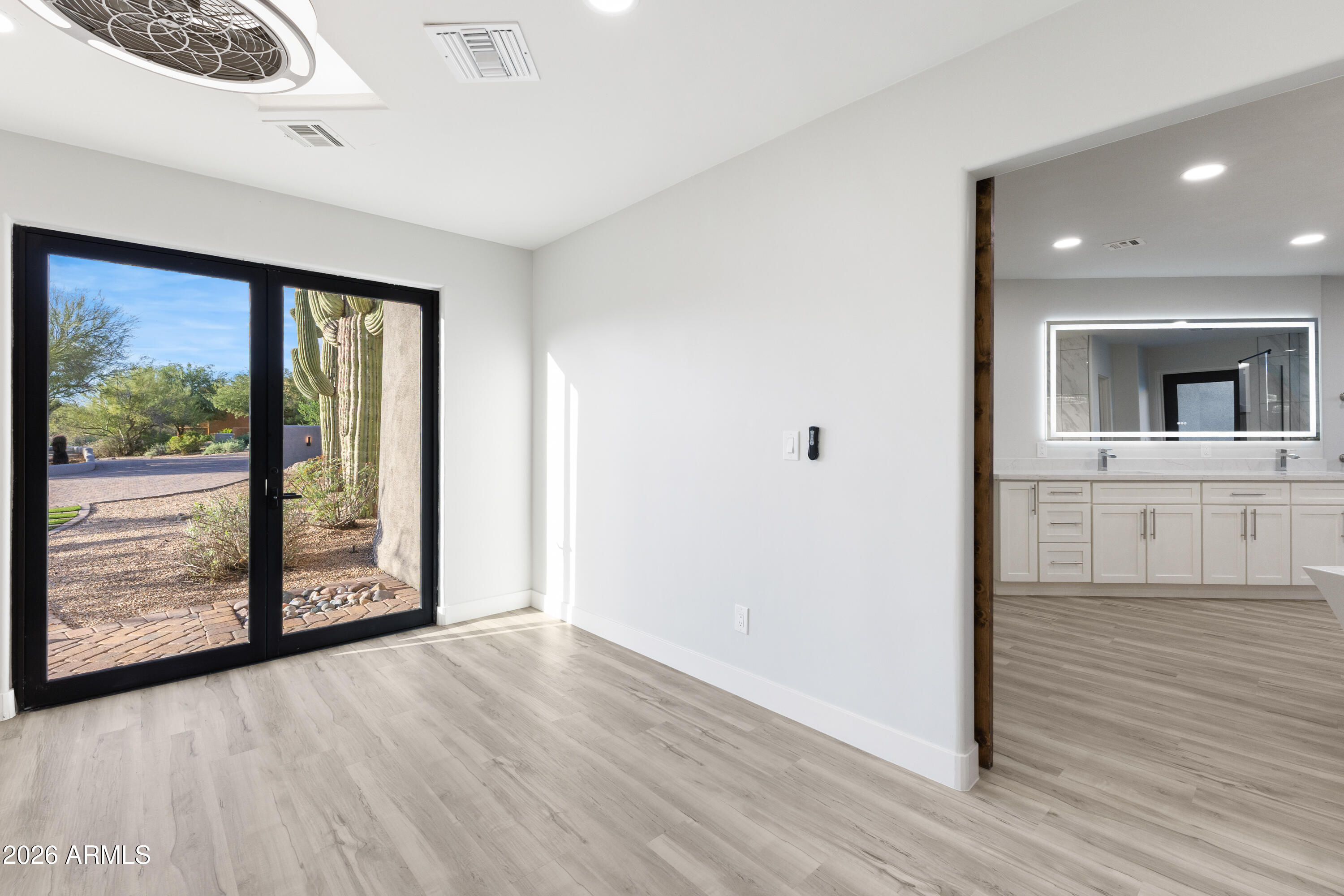 Scottsdale, Arizona, 85266, United States, 4 Bedrooms Bedrooms, ,4 BathroomsBathrooms,Residential,Active,2017092