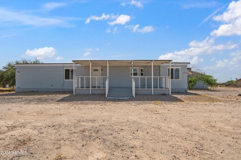 A home in Tonopah