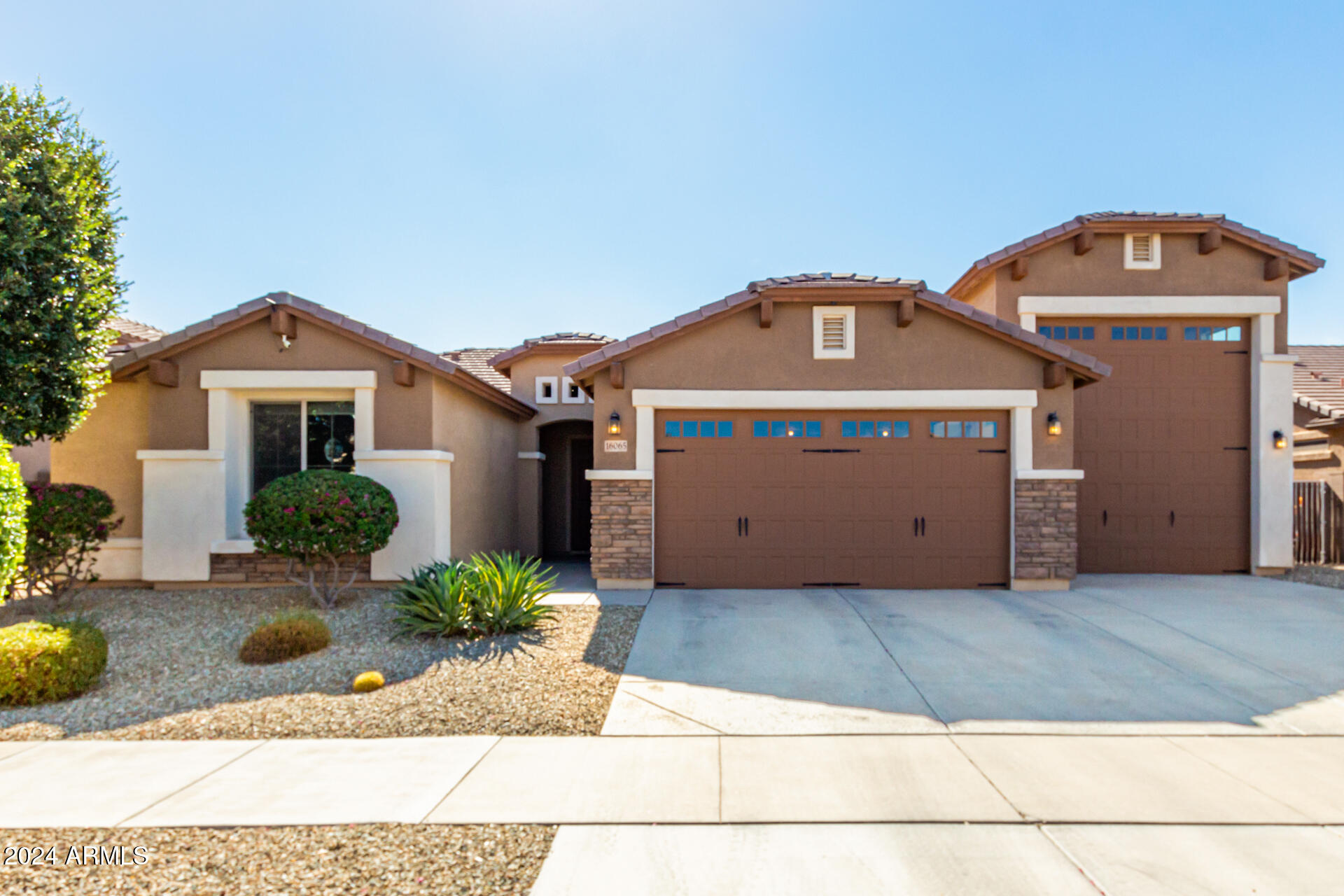 16065 W POINSETTIA Drive