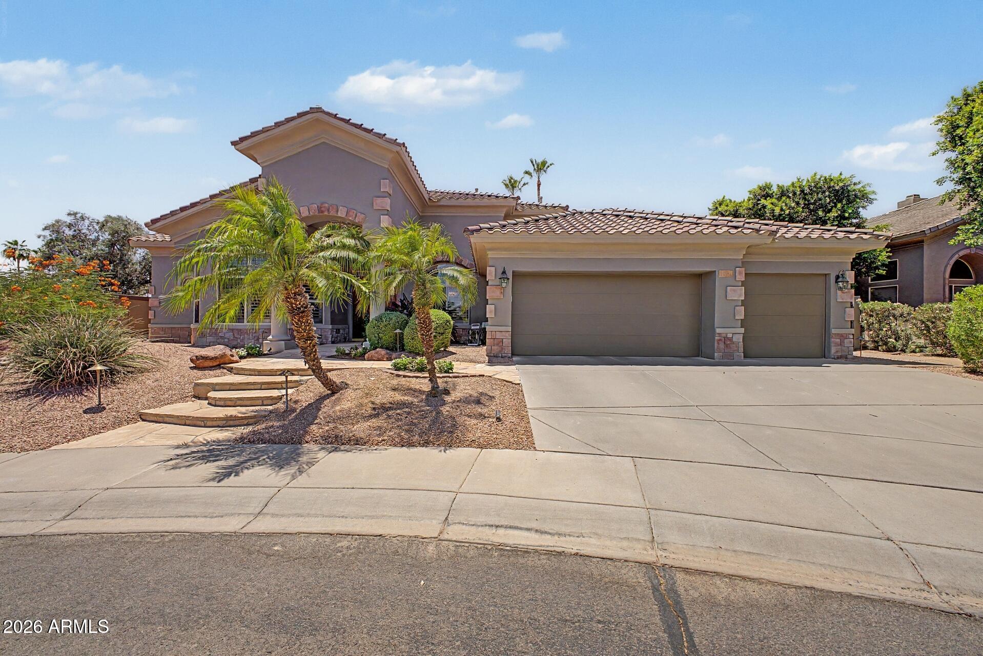 1050 N KRISTIN Lane