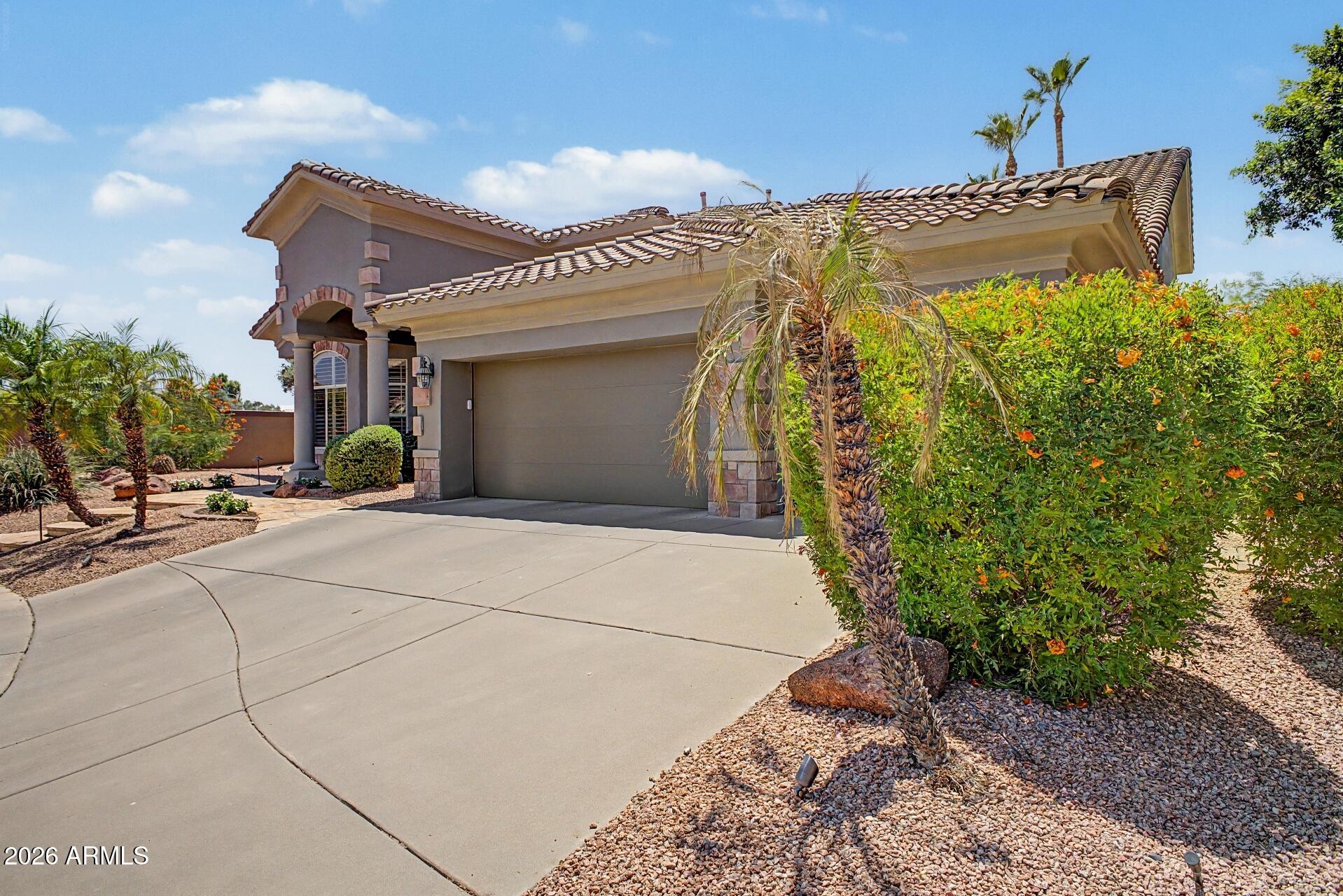 1050 N KRISTIN Lane