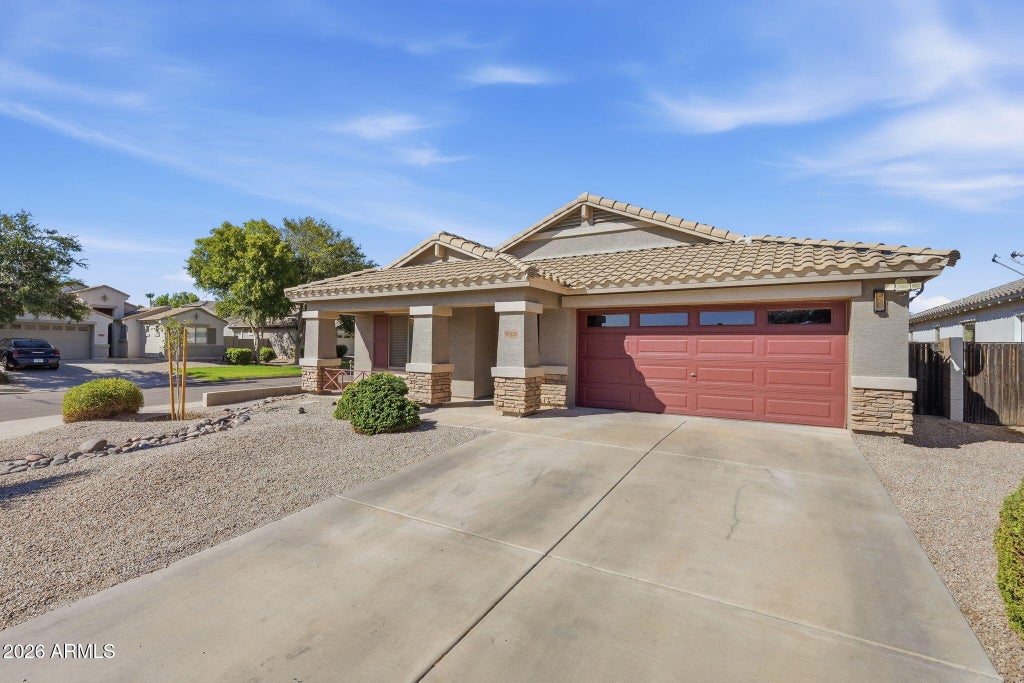 Photo of 38528 N Dave Street, San Tan Valley, AZ 85140 (MLS # 7071921)