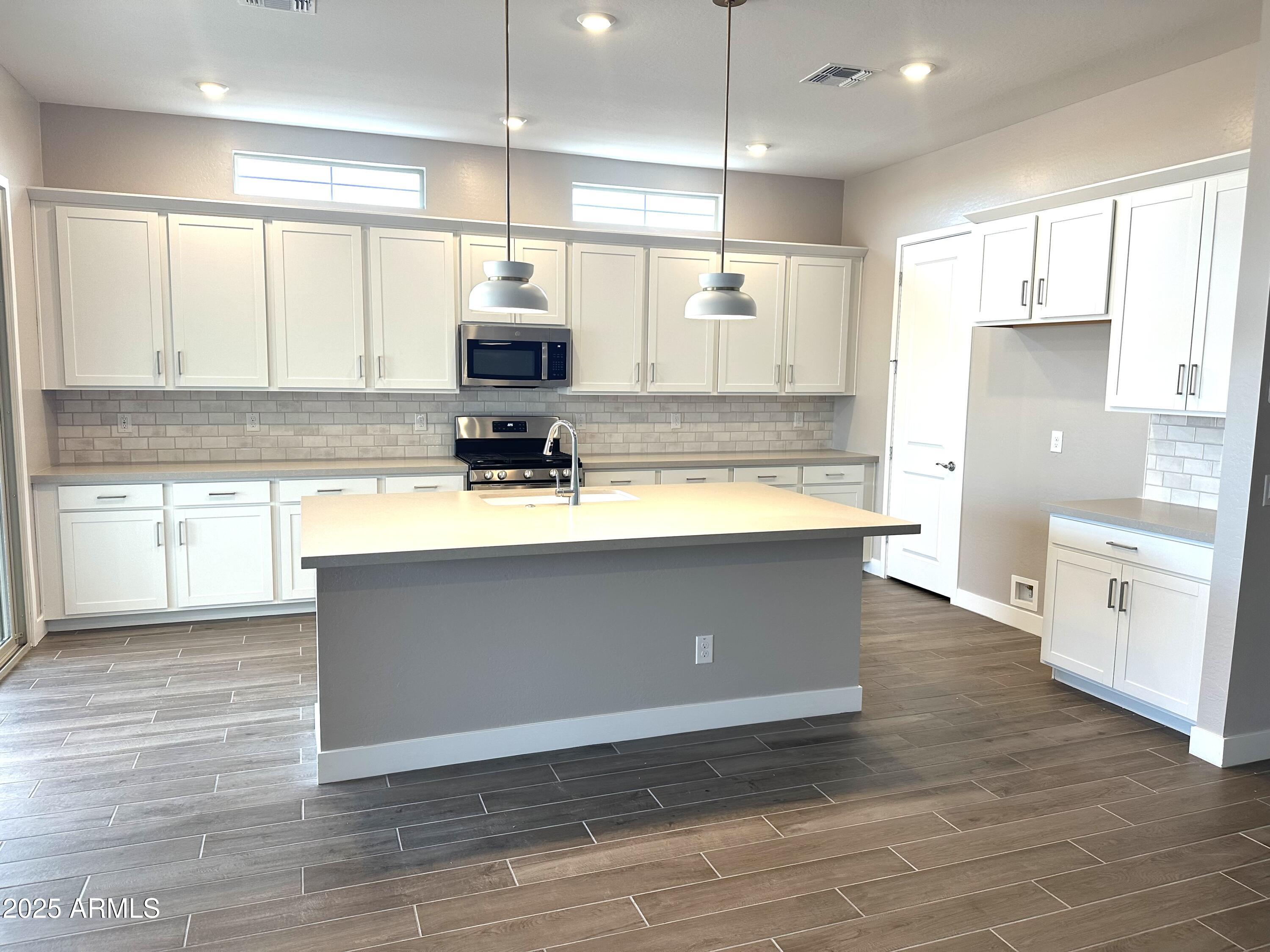 Homes for Sale in Queen Creek Arizona 3 43429 N Wollemi Street