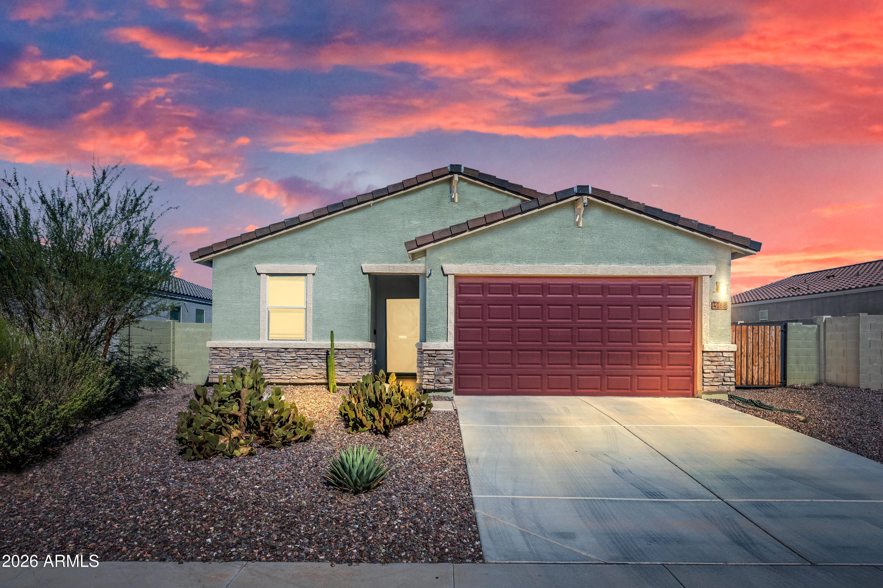 4088 E SIDESADDLE Road