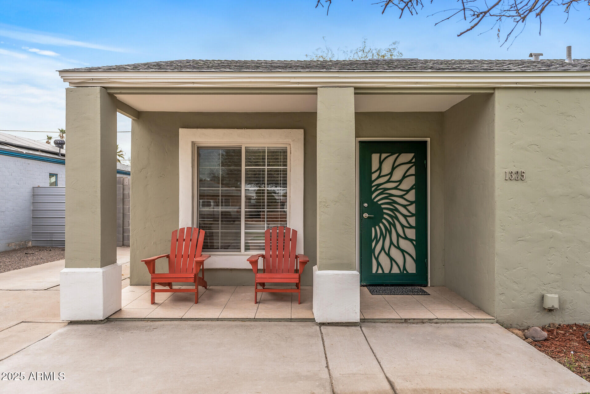 1325 E MONTE VISTA Road E