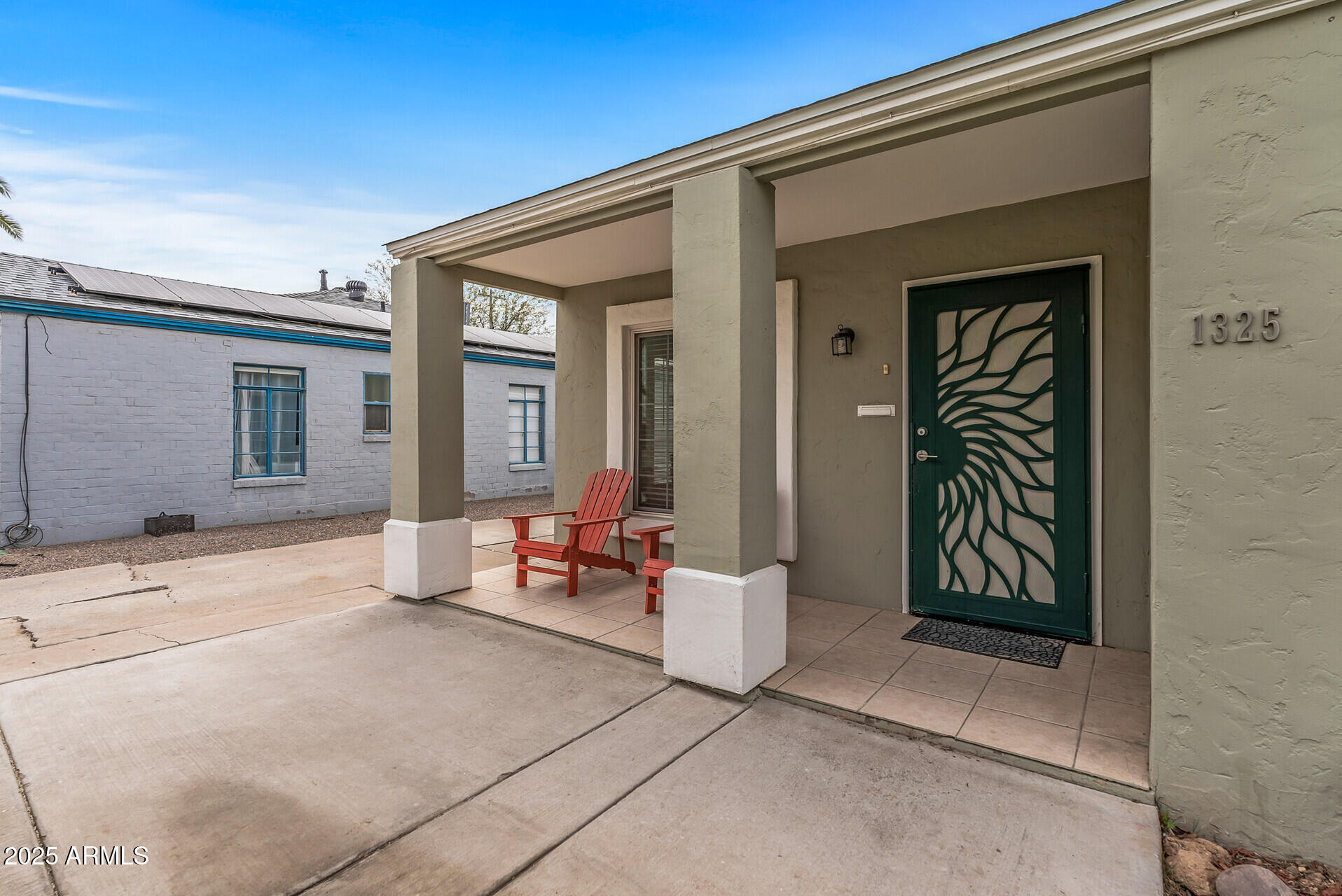 1325 E MONTE VISTA Road E