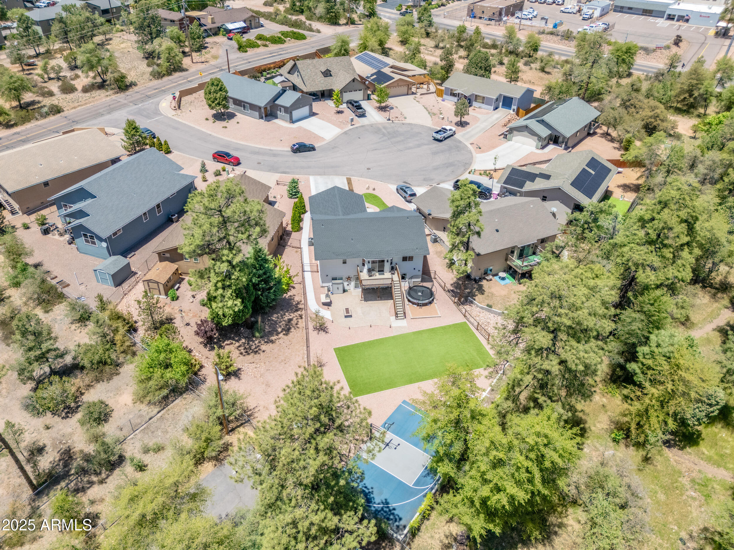 125 W COTTAGE CREEK Court