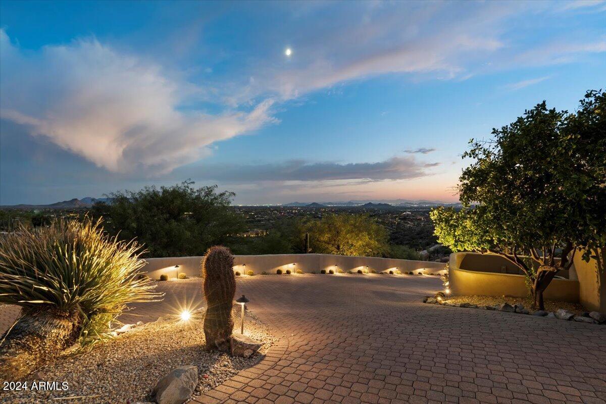 Carefree Ranch - Residential