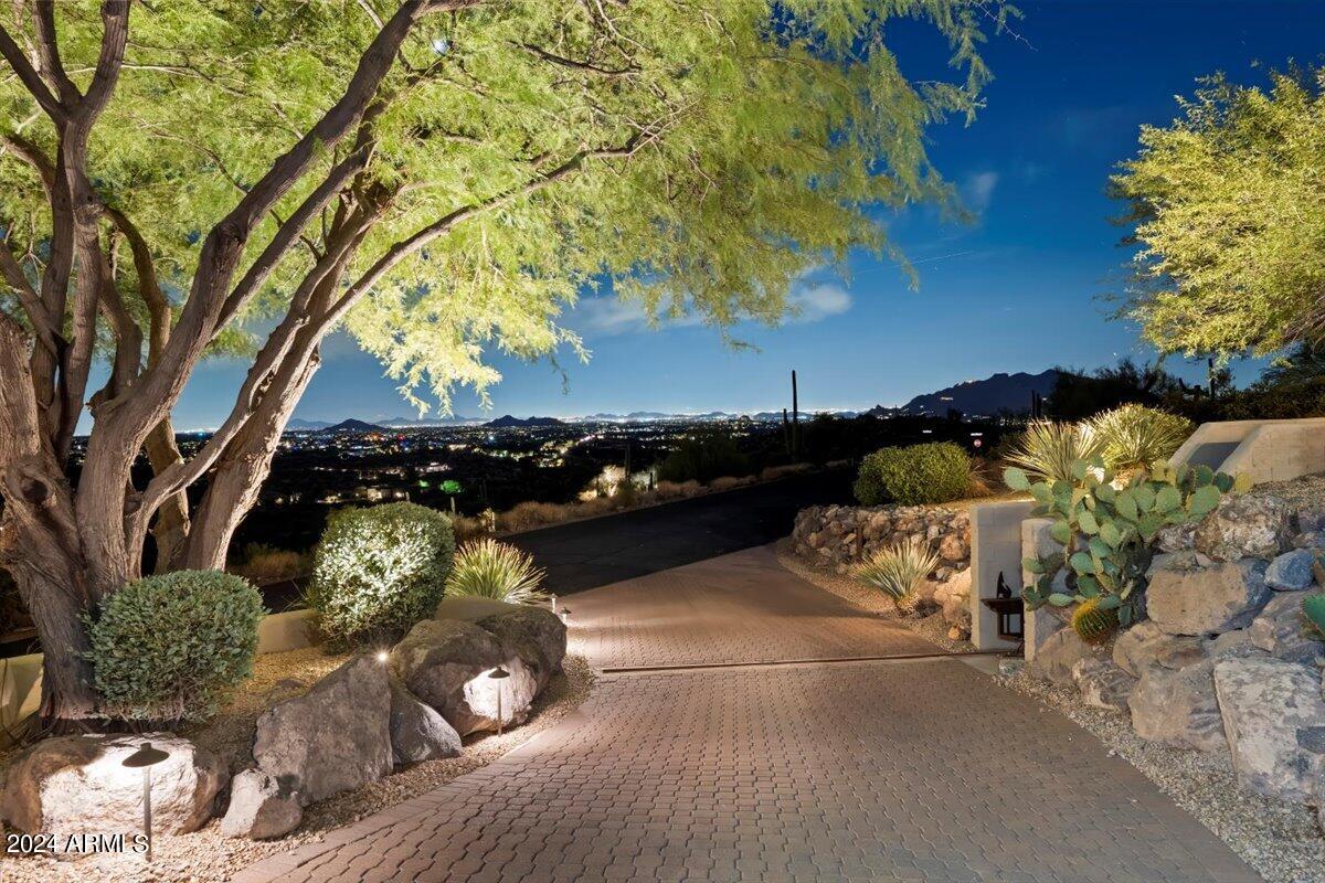 Carefree Ranch - Residential