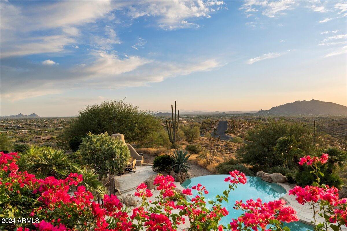 Carefree Ranch - Residential