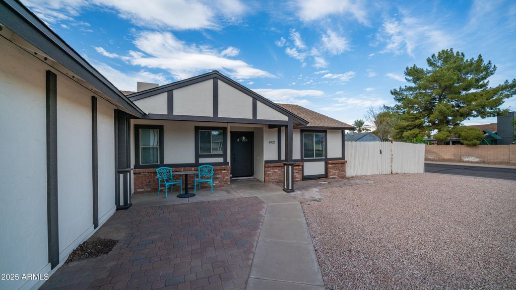 Photo of 4922 W Gail Drive, Chandler, AZ 85226 (MLS # 6924470)