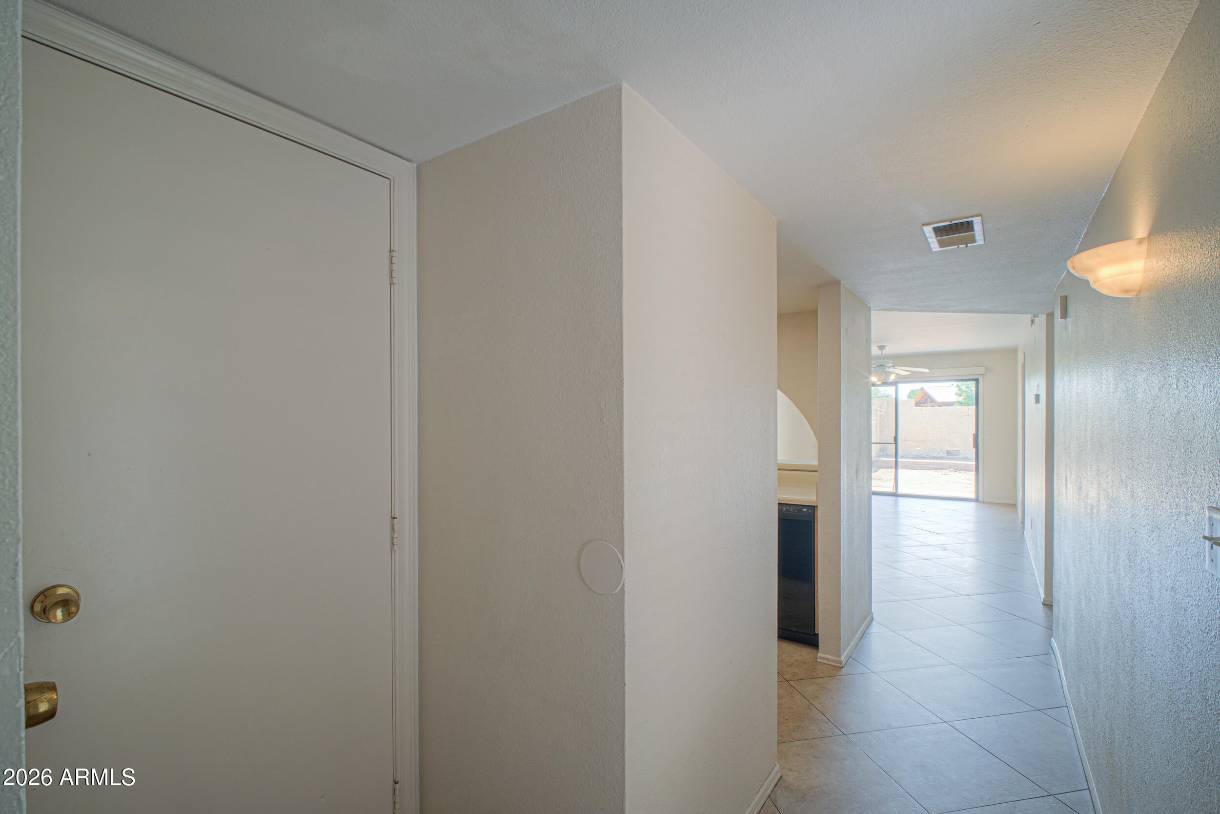 609 W 14TH Street