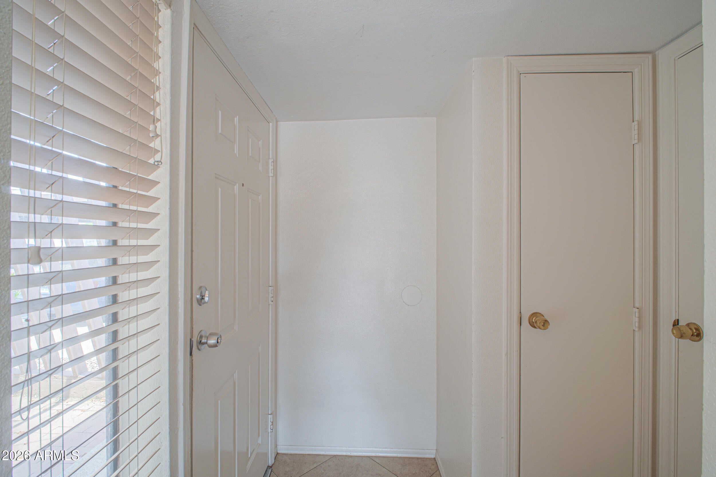 609 W 14TH Street