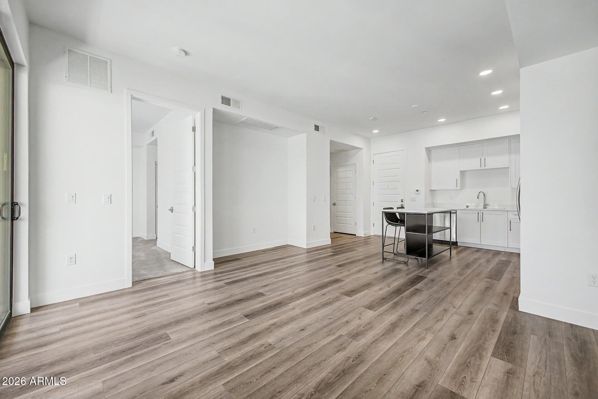 7300 E EARLL Drive 2017