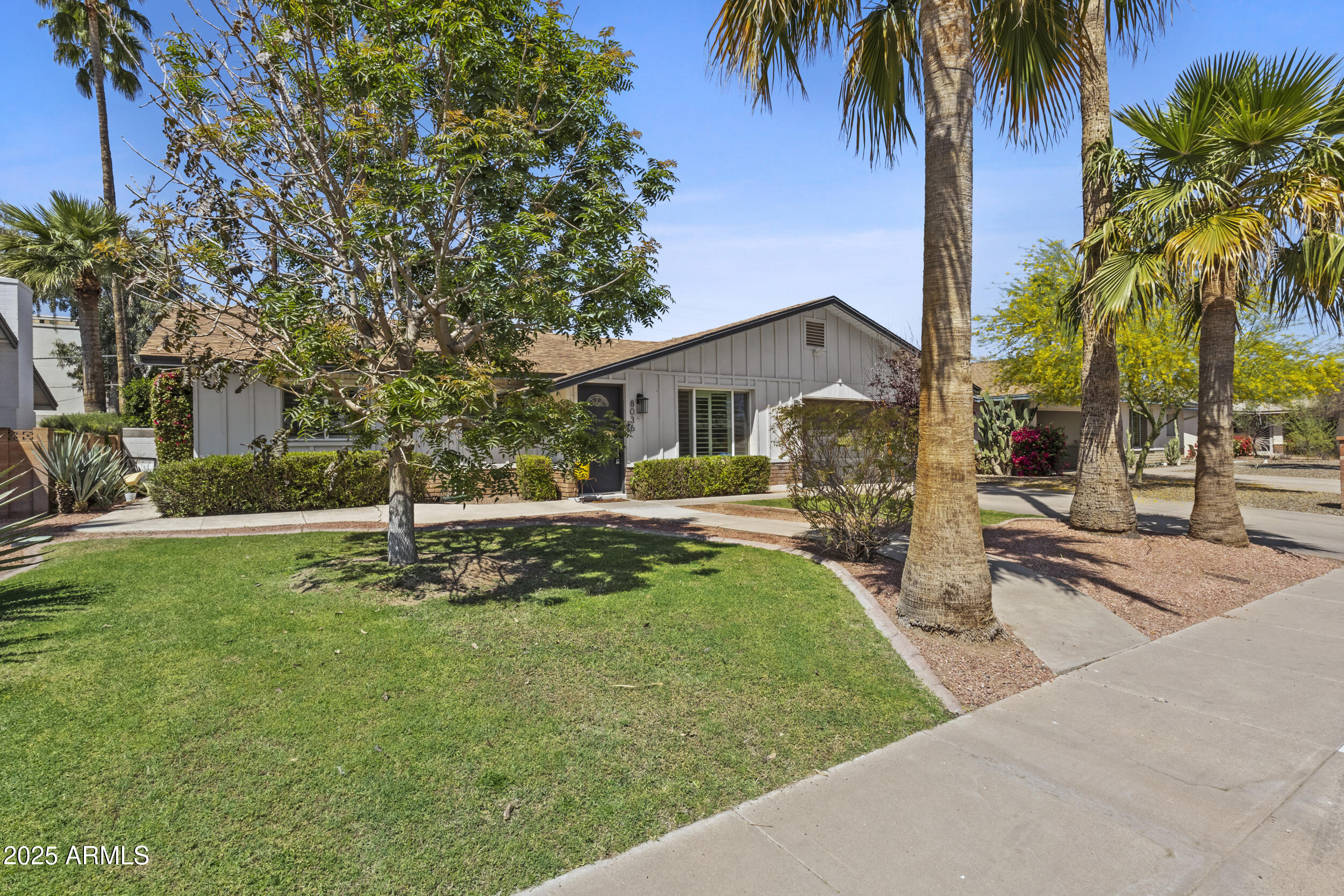8036 N 17TH Drive