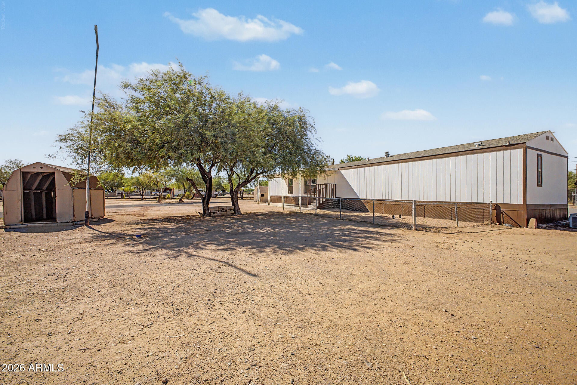 9927 E PARKER Trail