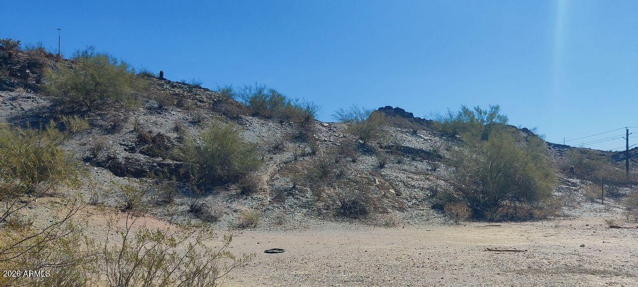 11615 N 16TH Place N 16 & 21