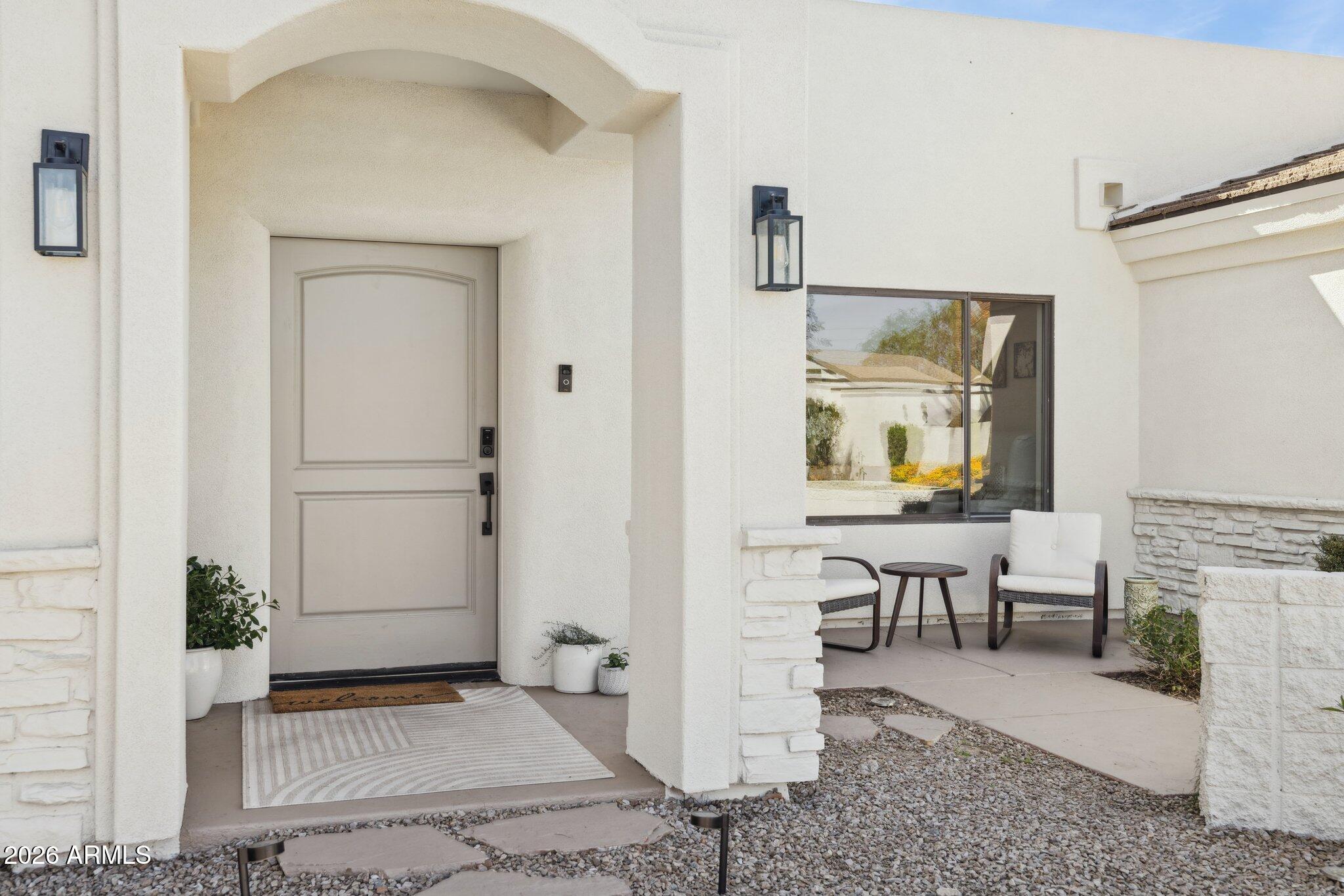 5621 E VOLTAIRE Avenue